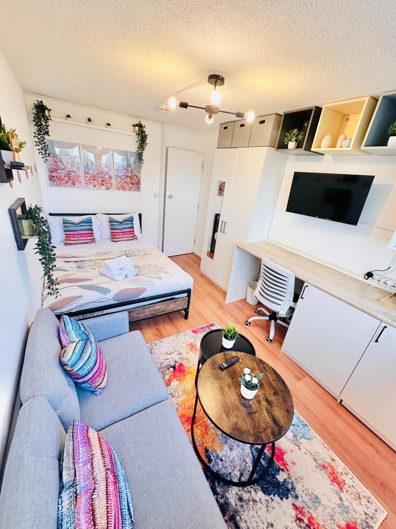 B - Newley Renovated Private Self-Contained Room In A Shared Apartment In Birmingham City Centre Eksteriør bilde