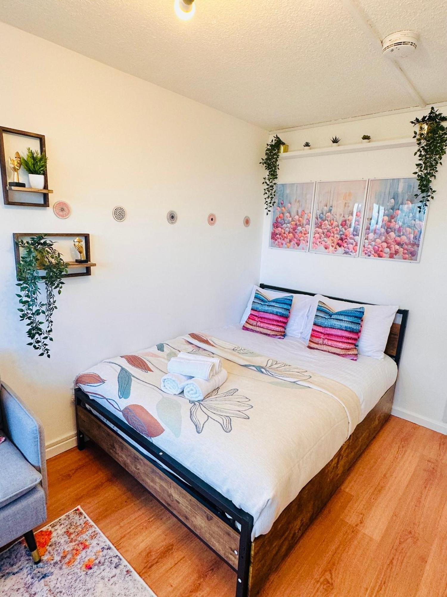 B - Newley Renovated Private Self-Contained Room In A Shared Apartment In Birmingham City Centre Eksteriør bilde